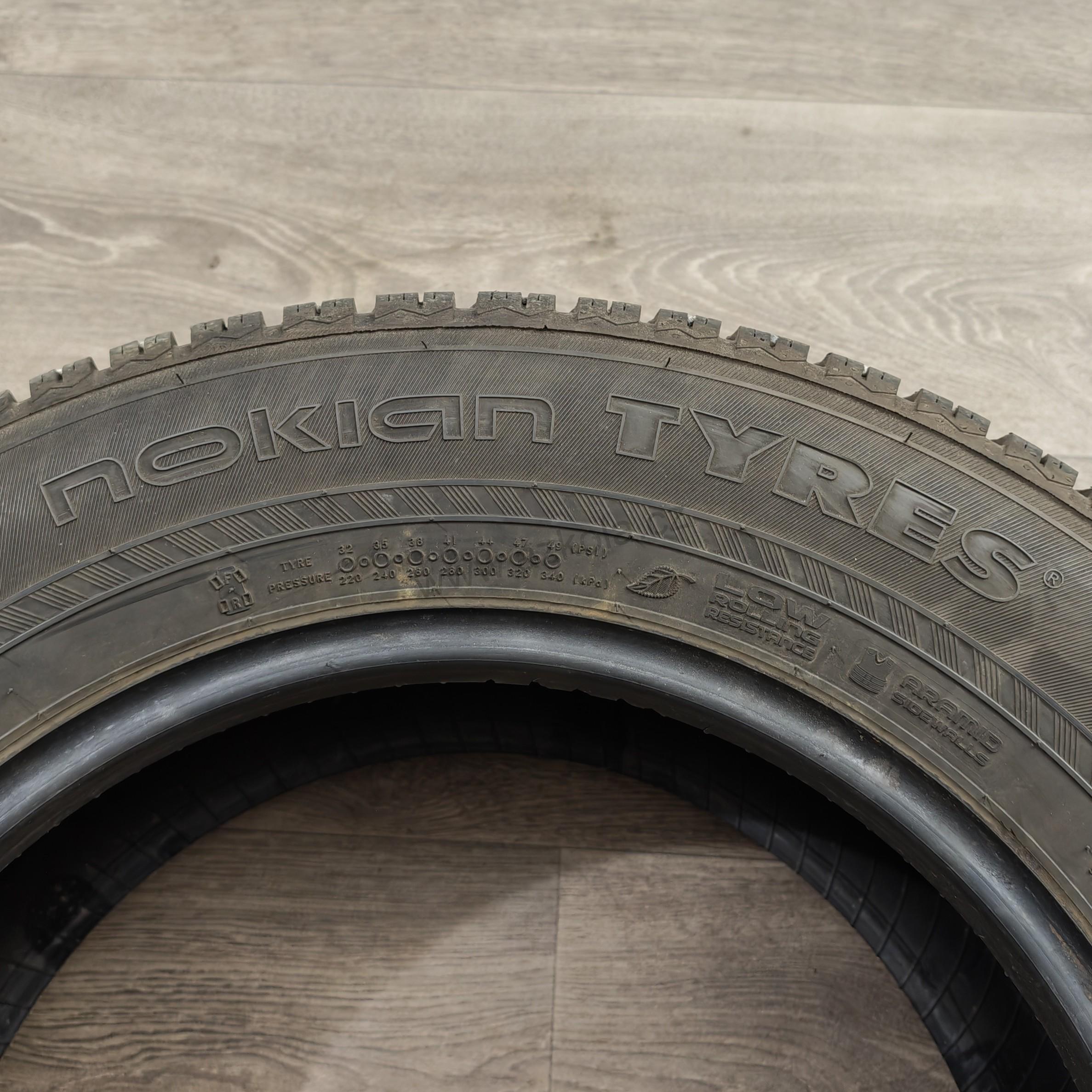 Zimní pneumatiky 215/65 R16 Nokian č. AP948