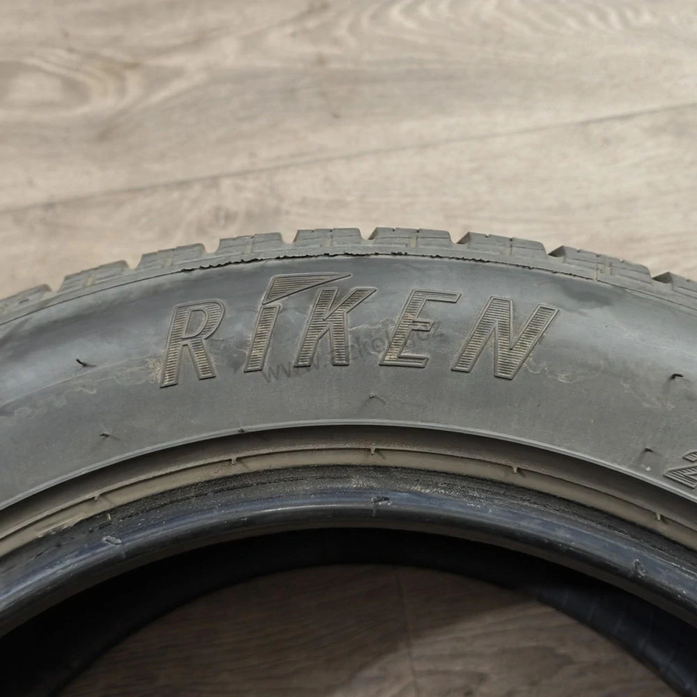 Zimní pneumatiky 205/55 R16 Riken č. AP1001