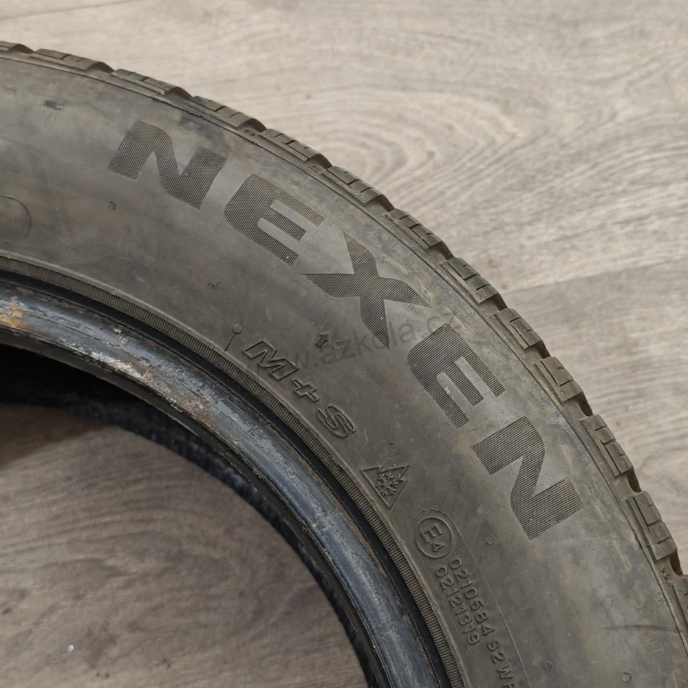 Zimní pneumatiky 195/60 R15 Nexen č. AP1009