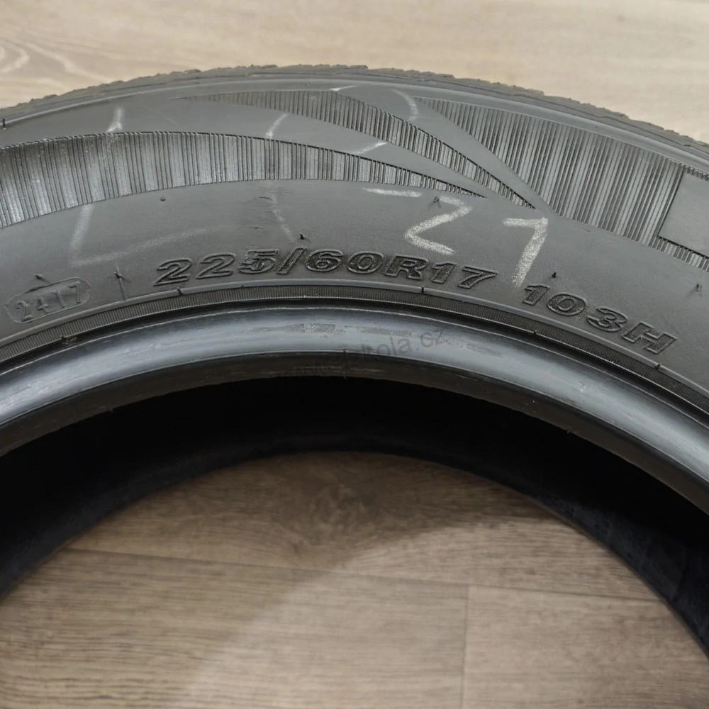 Zimní pneumatiky 225/60 R17 Nexen č. AP1015