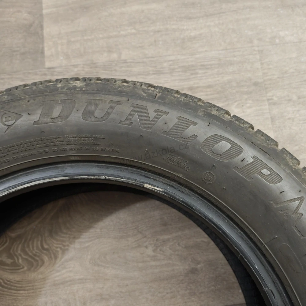 Zimní pneumatiky 205/60 R16 Dunlop č. AP1035