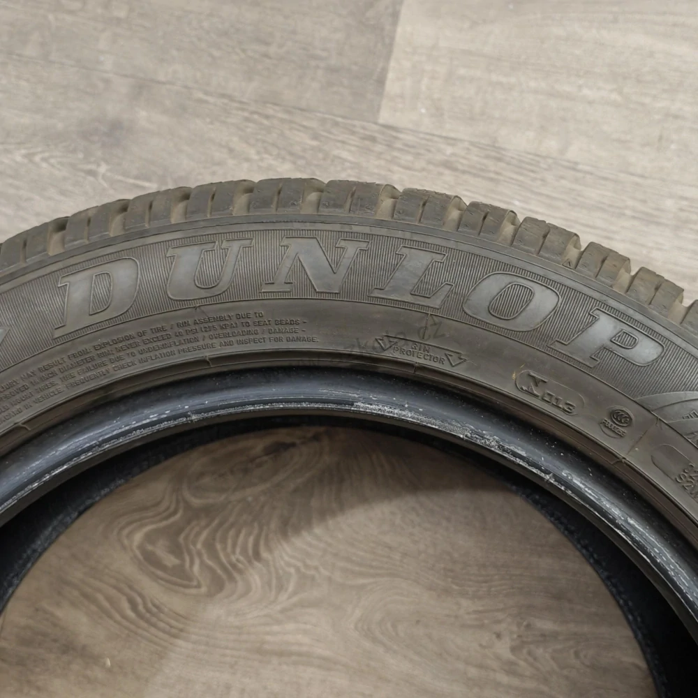 Zimní pneumatiky 205/55 R16 Dunlop č. AP1051
