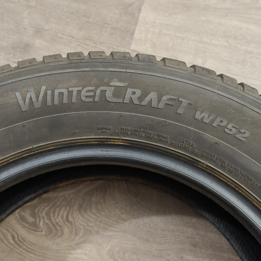 Zimní pneumatiky 215/60 R16 Kumho č. AP1055