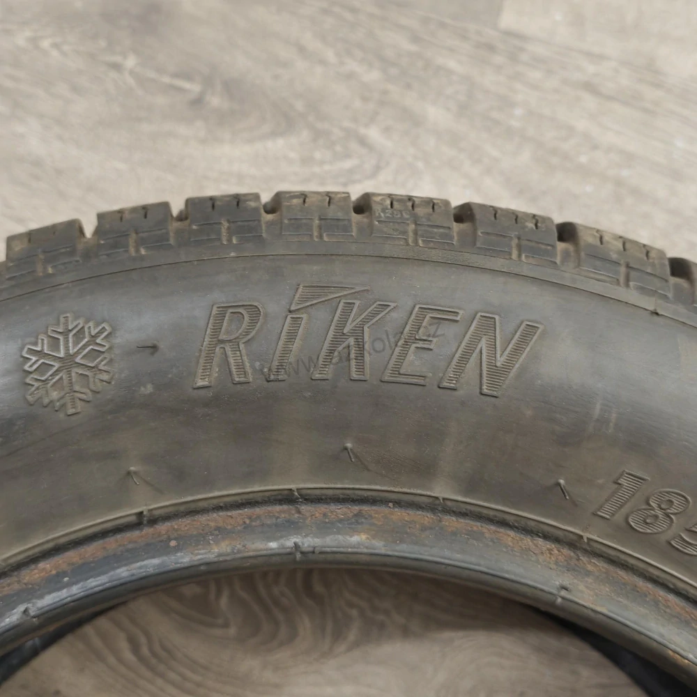 Zimní pneumatiky 185/65 R15 Riken č. AP1058