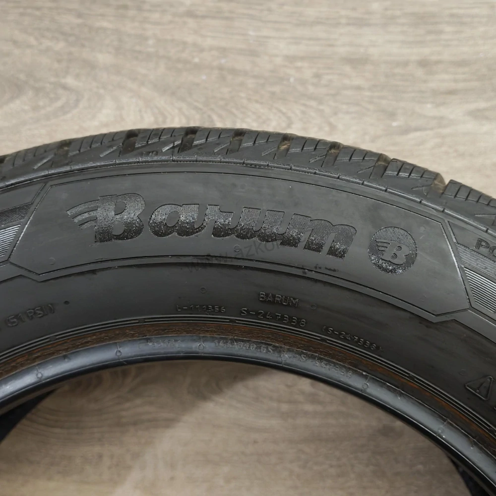 Zimní pneumatiky 215/60 R16 Barum č. AP1059