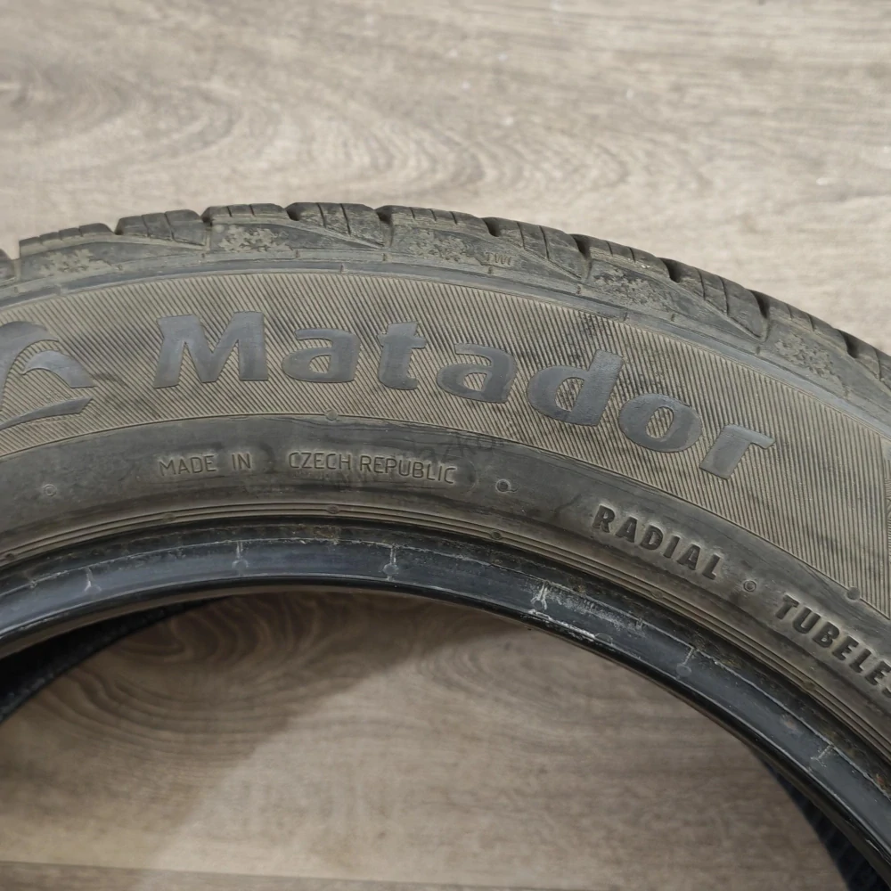 Zimní pneumatiky 205/55 R16 Matador č. AP1060