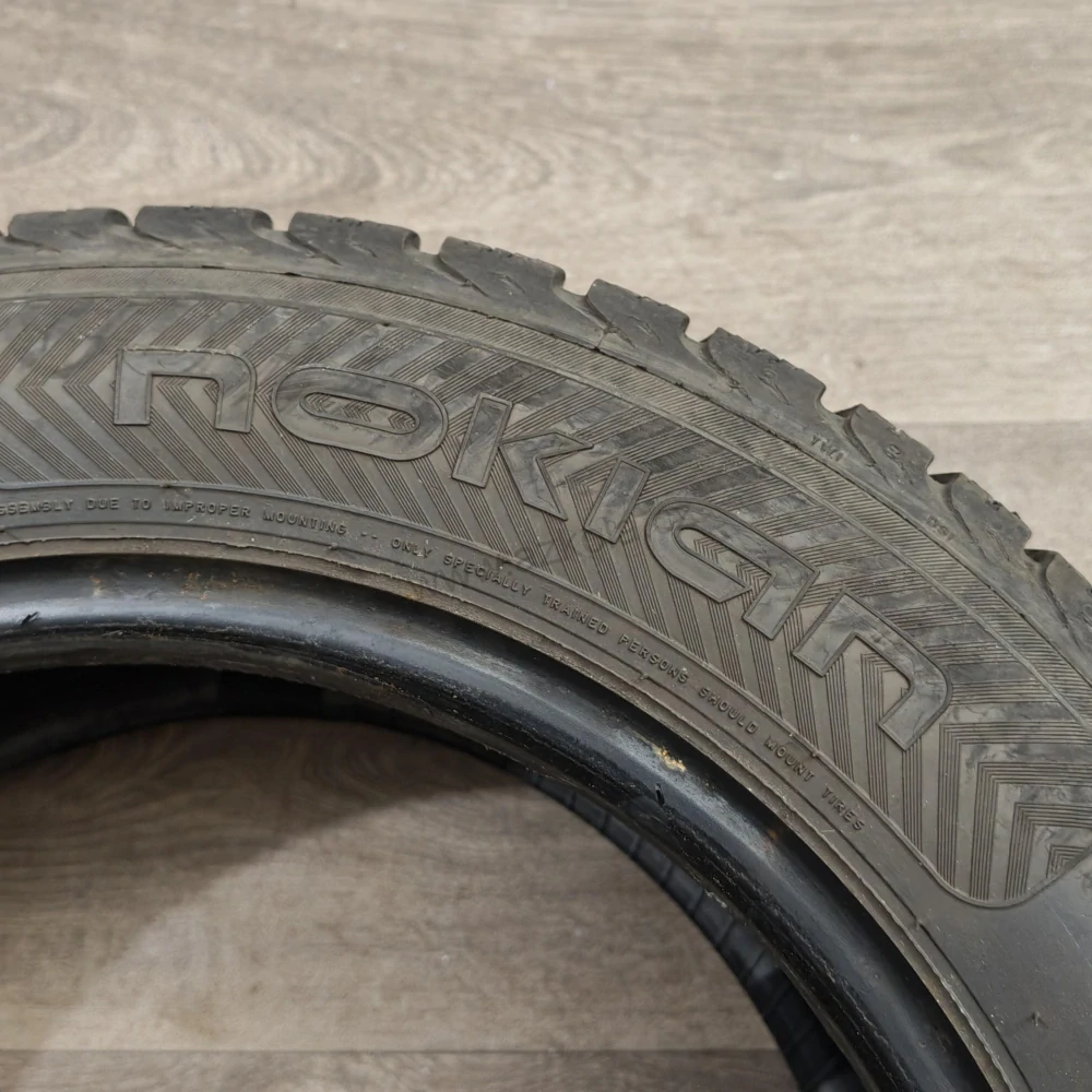 Celoroční pneumatiky 175/65 R14 Nokian č. AP1073