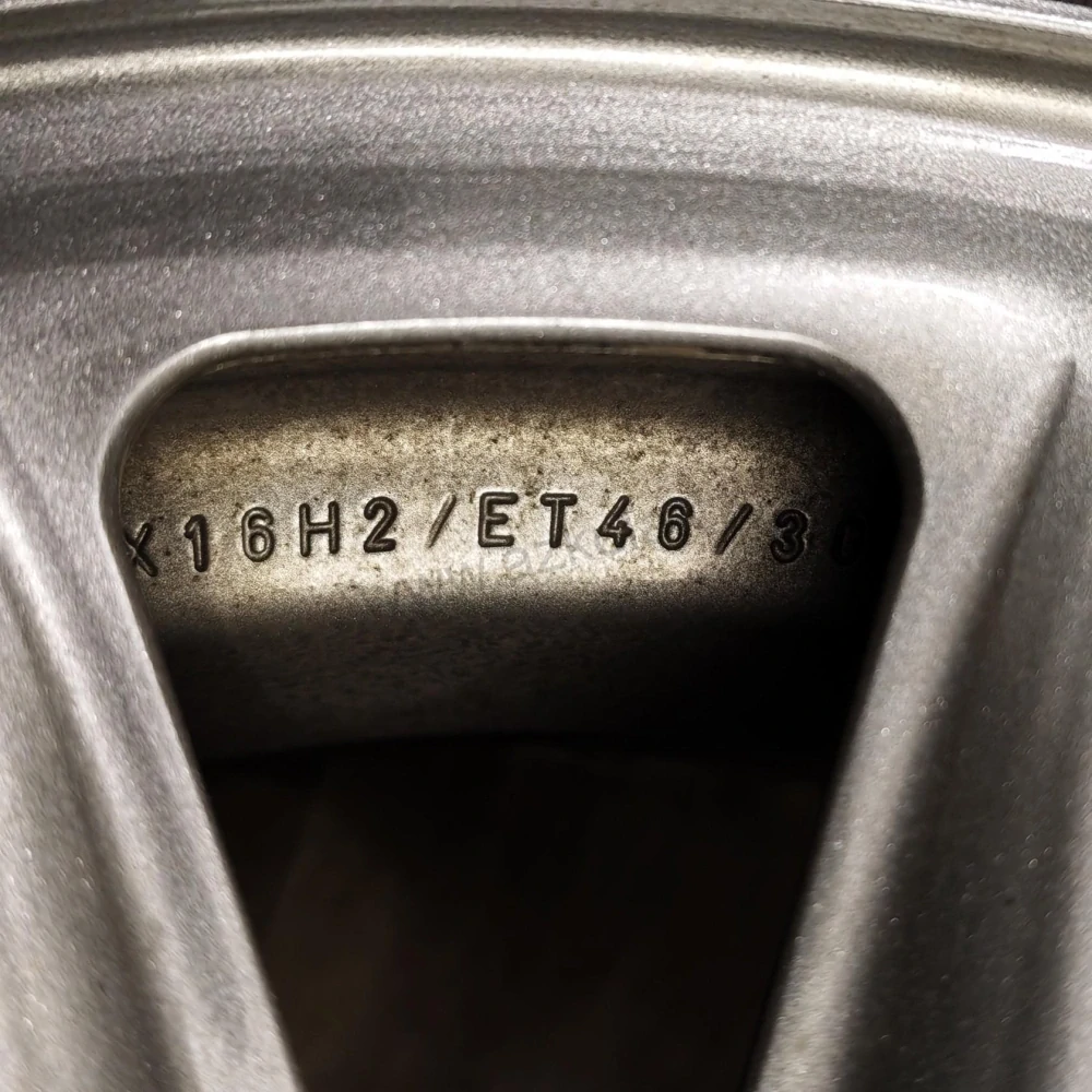 Zimní kola Škoda, Volkswagen, Seat, Audi 205/60 R16 č. AK219