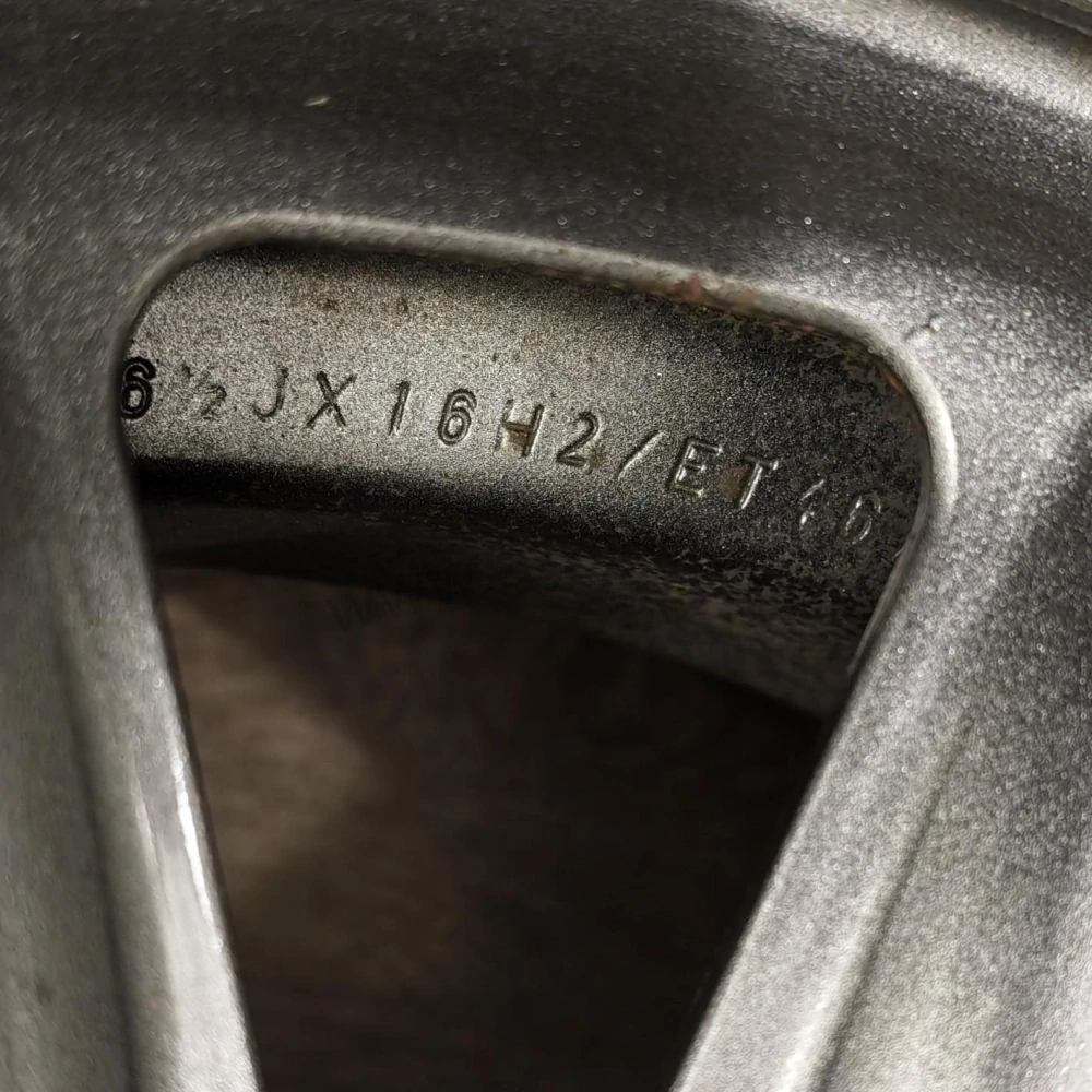 Zimní kola Škoda, VW, Seat 205/60 R16 č. AK223