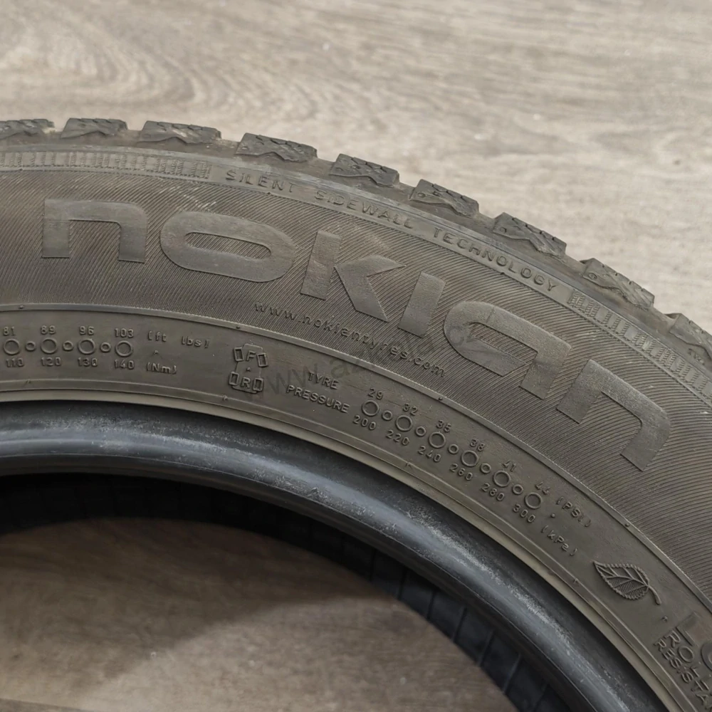 Zimní pneumatiky 205/60 R16 Nokian č. AP1098