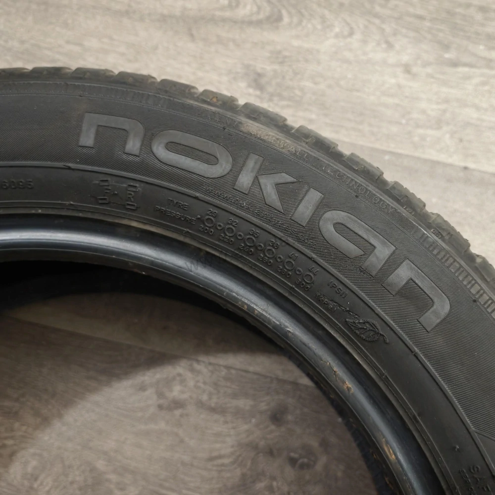 Zimní pneumatiky 205/55 R16 Nokian č. AP1140