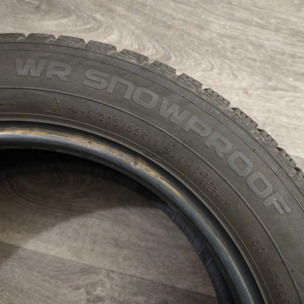 Zimní pneumatiky 205/55 R16 Nokian č. AP1142