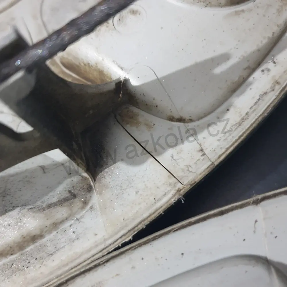 Sada originálních poklic Ford 15" Transit (použité, bazarové)