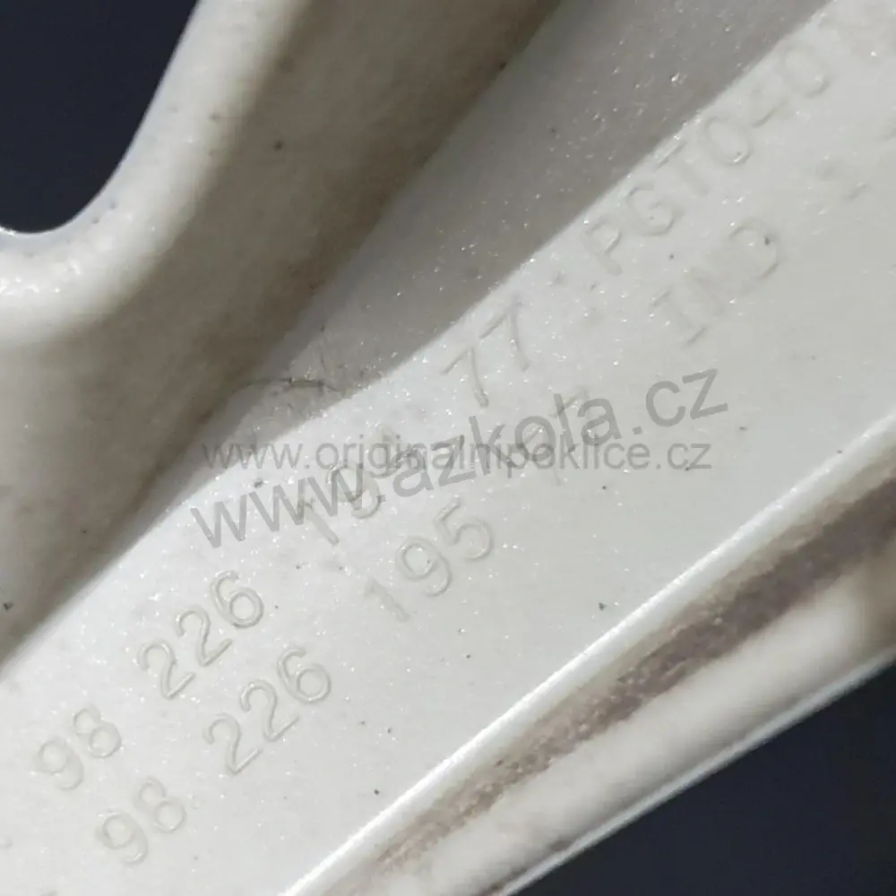 Originální poklice Peugeot 16" (použitá)