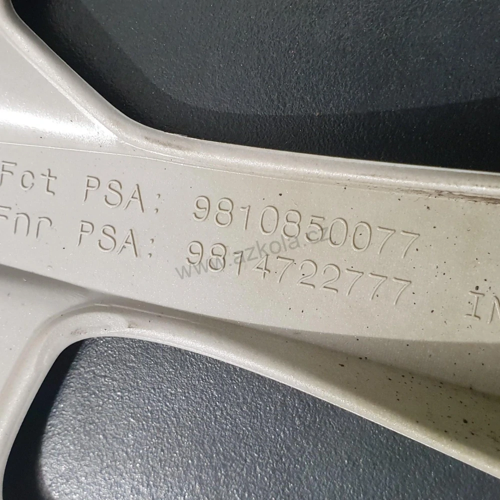 Originální poklice 17" Toyota ProAce (použitá)