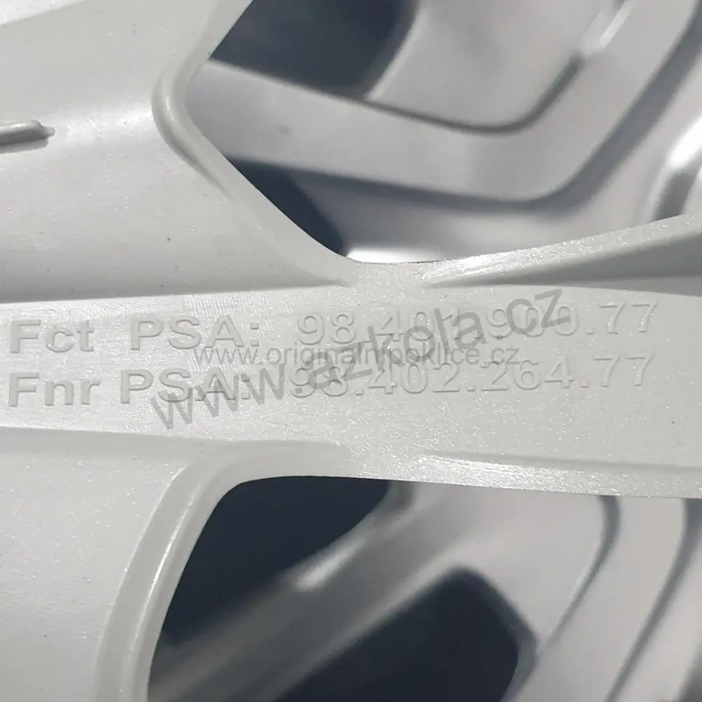 Originální poklice Toyota 16" ProAce (použité)