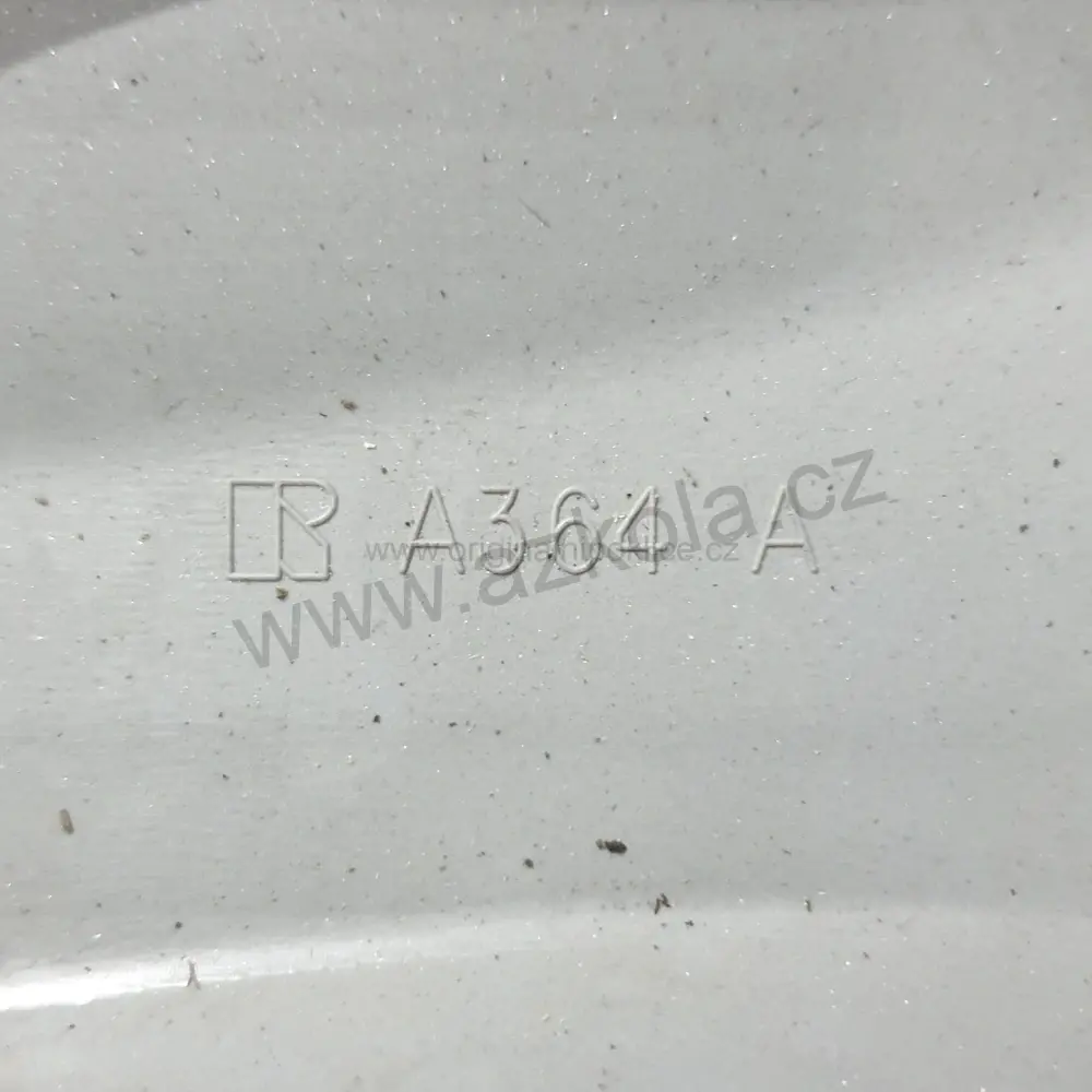 Originální poklice Mitsubishi 16" Lancer (použitá)