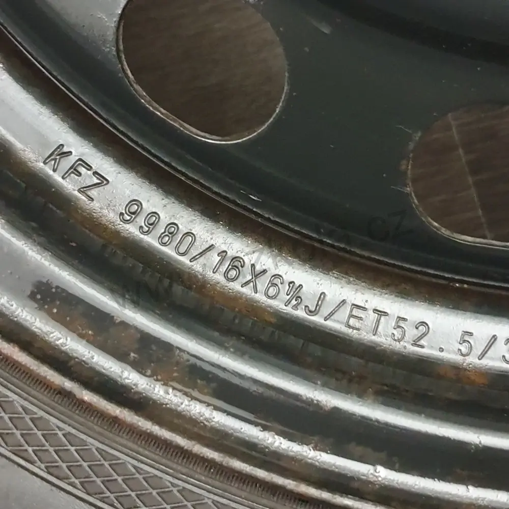 Sada zimních kol Mazda 205/55 R16 č. AK64
