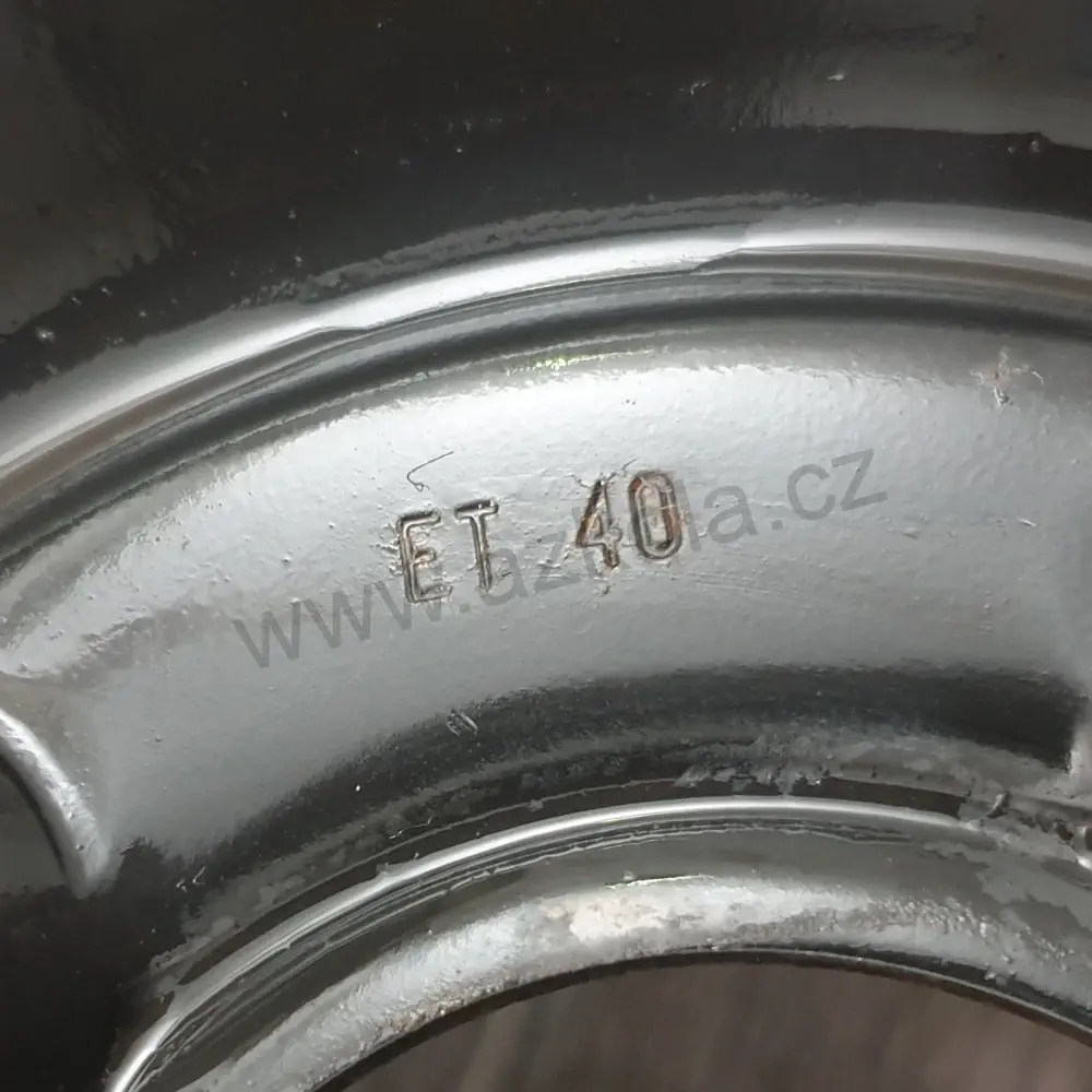 Sada zimních kol Dacia, Renault 185/65 R15 č. AK61
