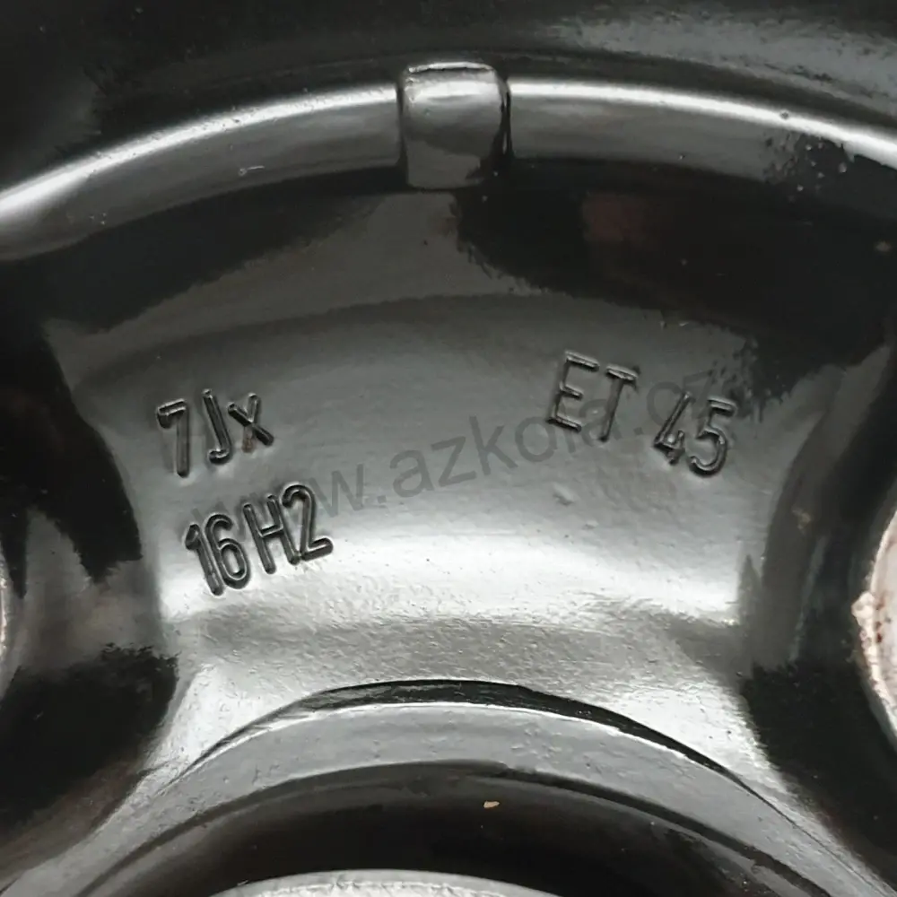 Sada zimních kol Škoda, Volkswagen, Seat, Audi 205/55 R16 č. AK92