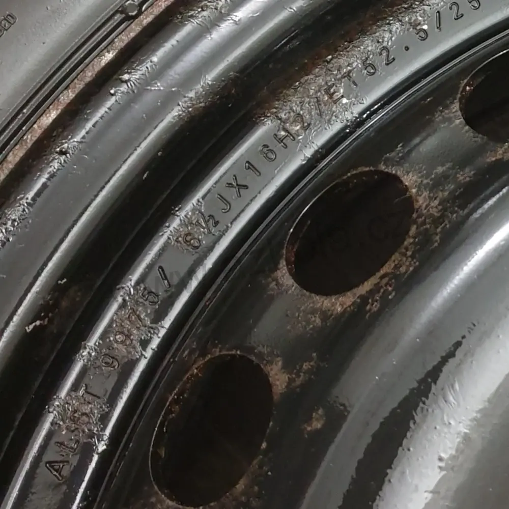 Sada zimních kol Ford, Volvo 205/55 R16 č. AK33