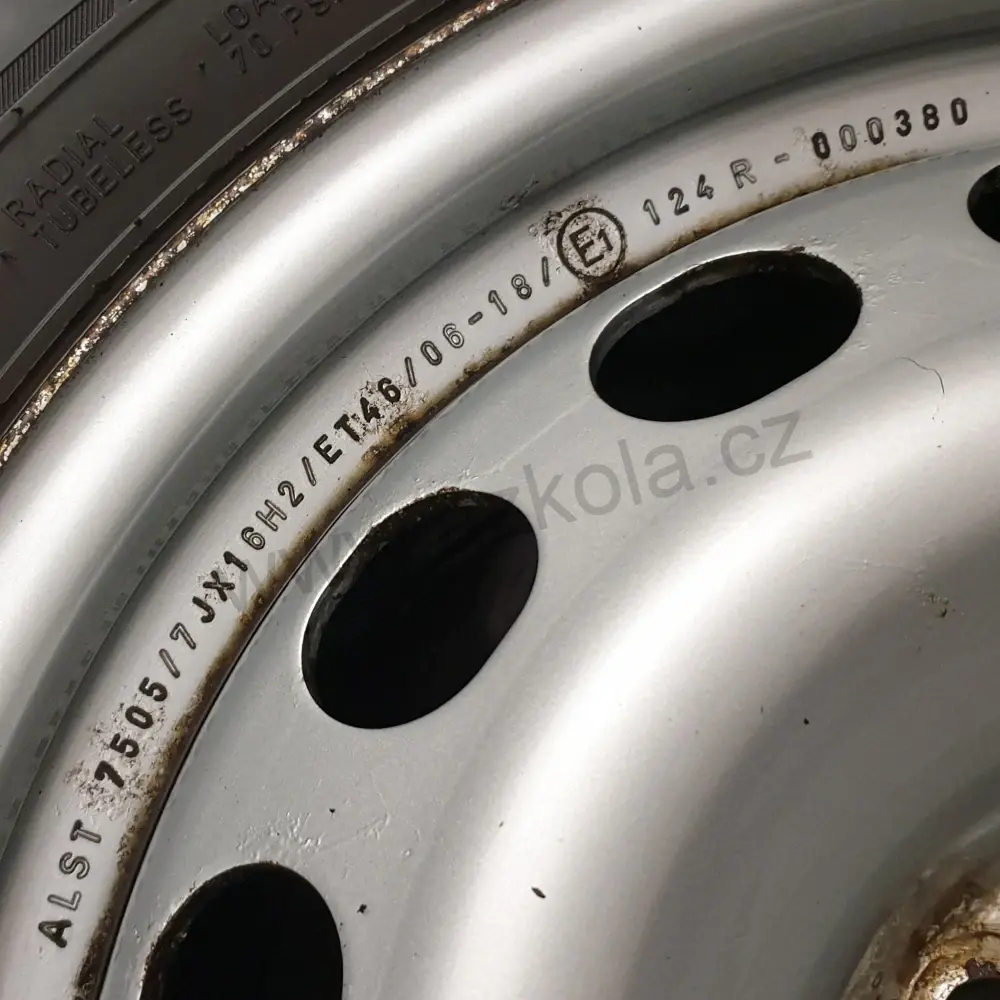 Sada zimních kol Citroen, Fiat, Peugeot, Toyota, Opel 215/60 R16C č. AK105