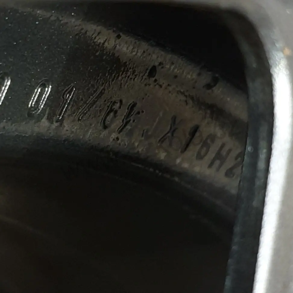 Sada zimních kol Škoda, Volkswagen, Seat, Audi 205/60 R16 č. AK26