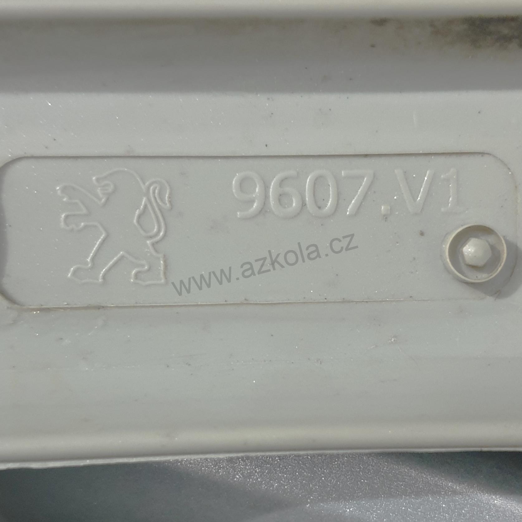 Originální poklice Peugeot 15" Partner, Tepee (použité)