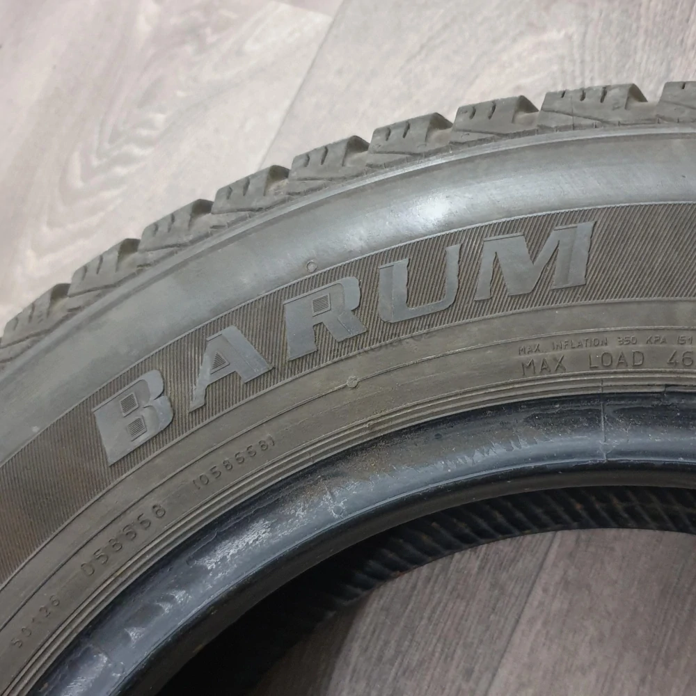 Zimní pneumatiky 165/70 R14 Barum č. AP699