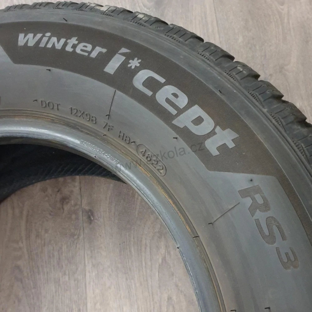 Zimní pneumatiky 215/65 R16 Hankook č. AP727