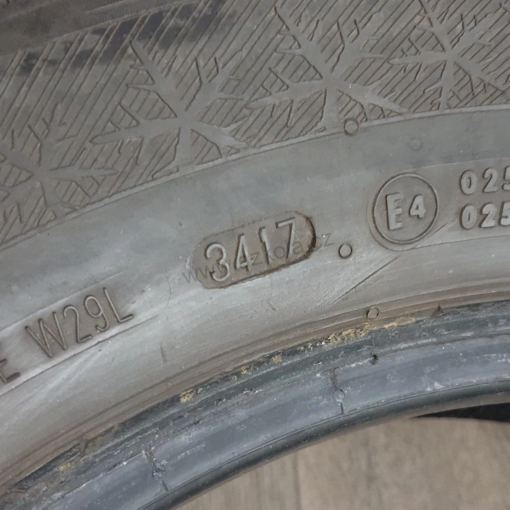 Zimní pneumatiky 195/65 R15 Barum č. AP729