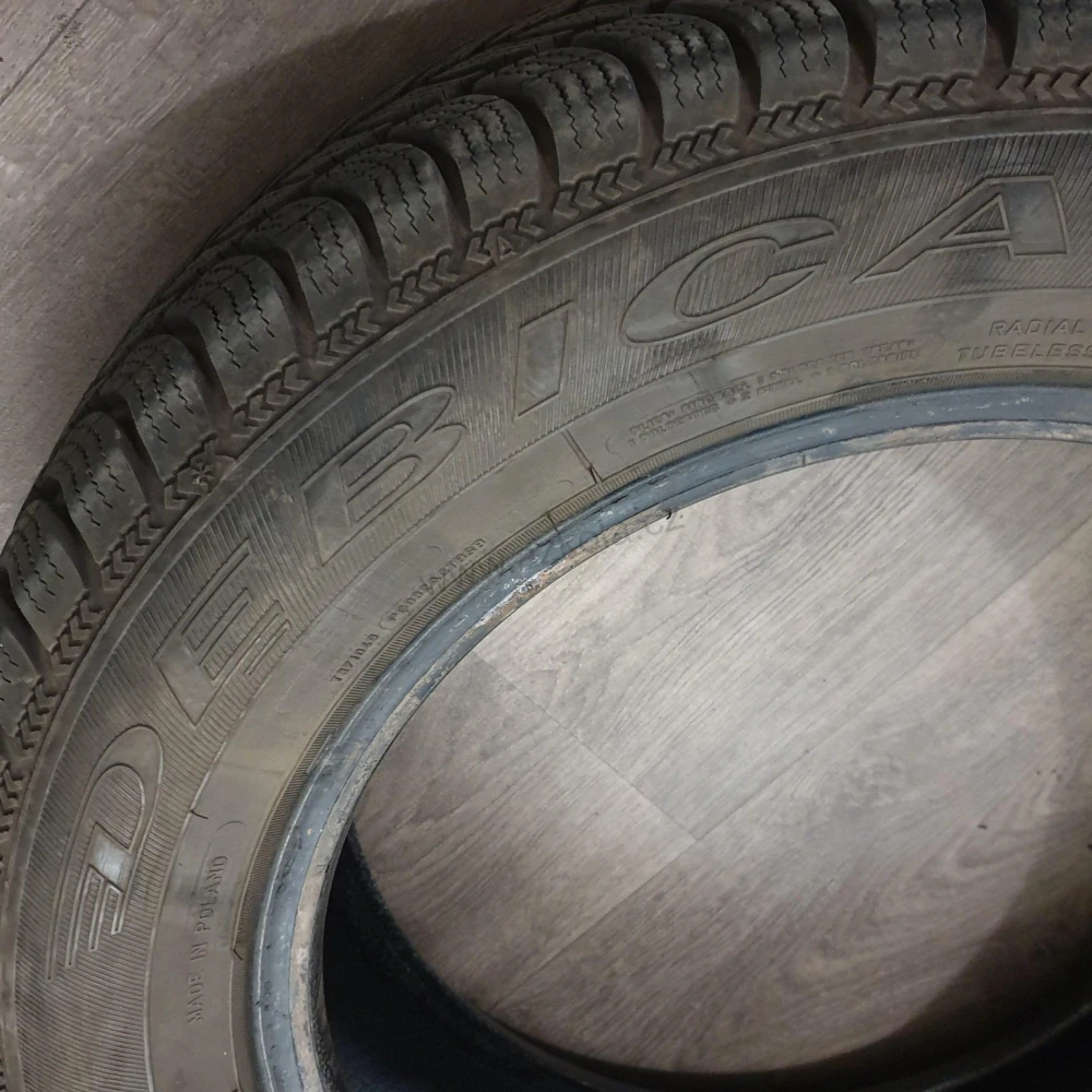 Zimní pneumatiky 185/65 R15 Debica č. AP815