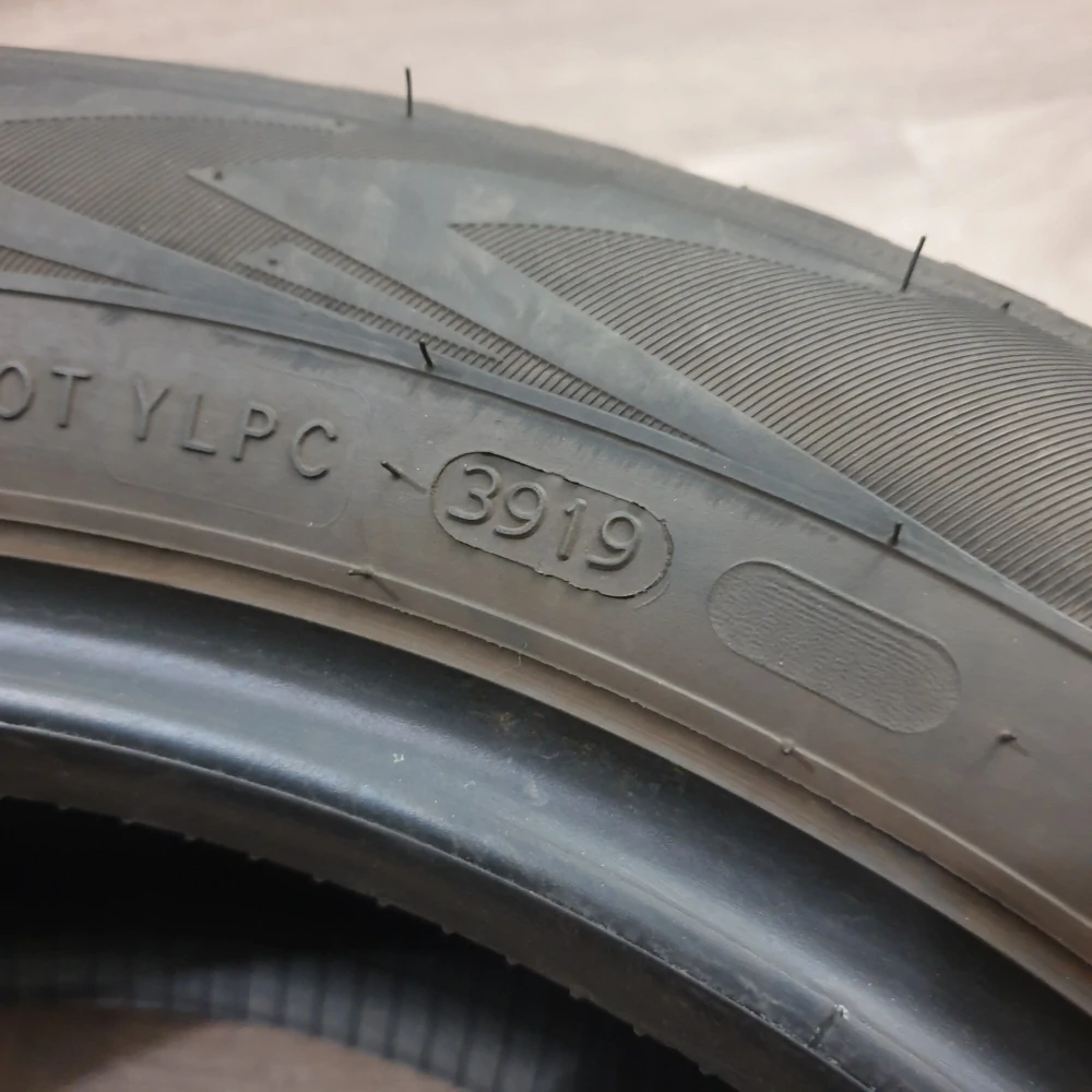 Zimní pneumatiky 195/60 R16 Nokian č. AP817