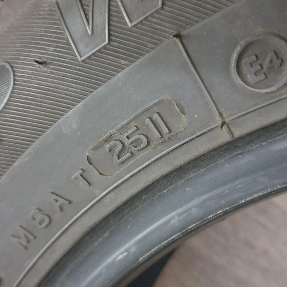 Zimní pneumatiky 165/70 R14 Firststop č. AP824