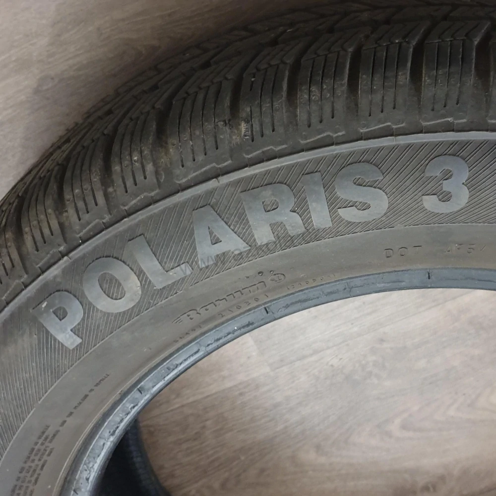 Zimní pneumatiky 215/60 R16 Barum č. AP828