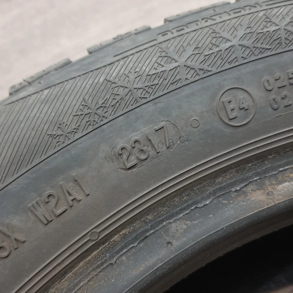 Zimní pneumatiky 185/55 R15 Barum č. AP831