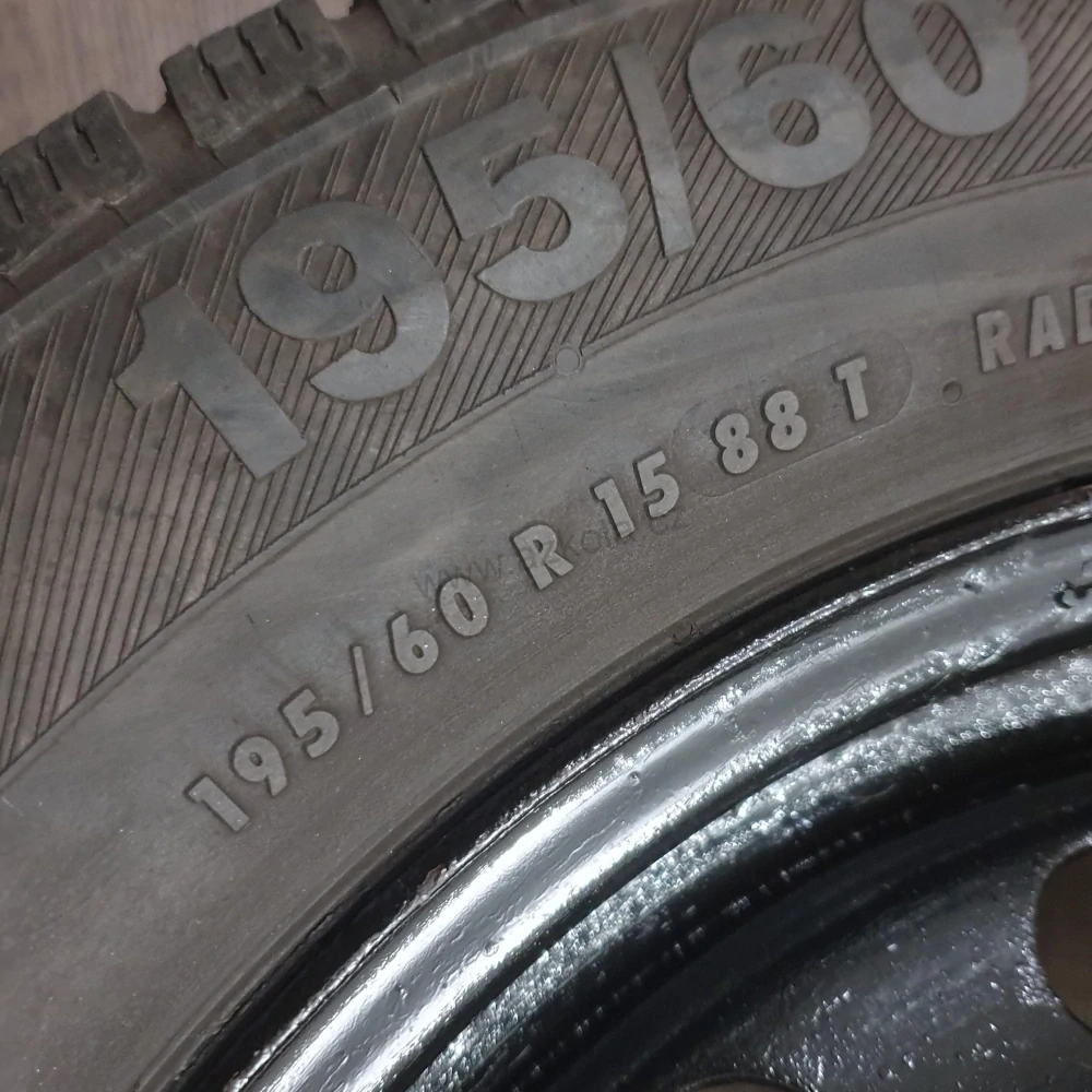 Zimní kola Ford Focus, Fiesta 195/60 R15 č. AK178