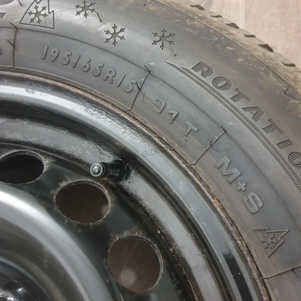 Zimní kola Škoda, VW, Seat 195/65 R15 č. AK188