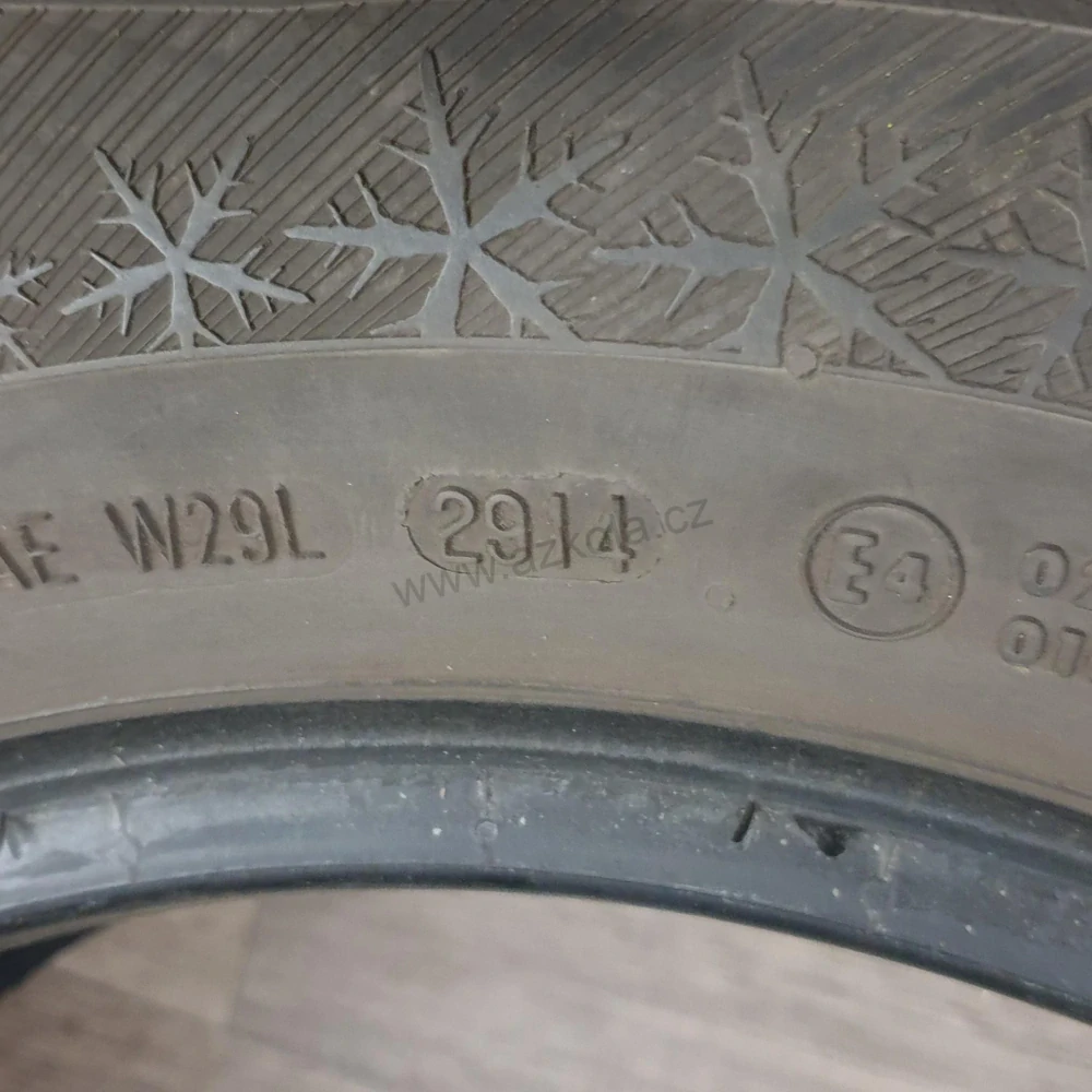 Zimní pneumatiky 195/65 R15 Barum č. AP890