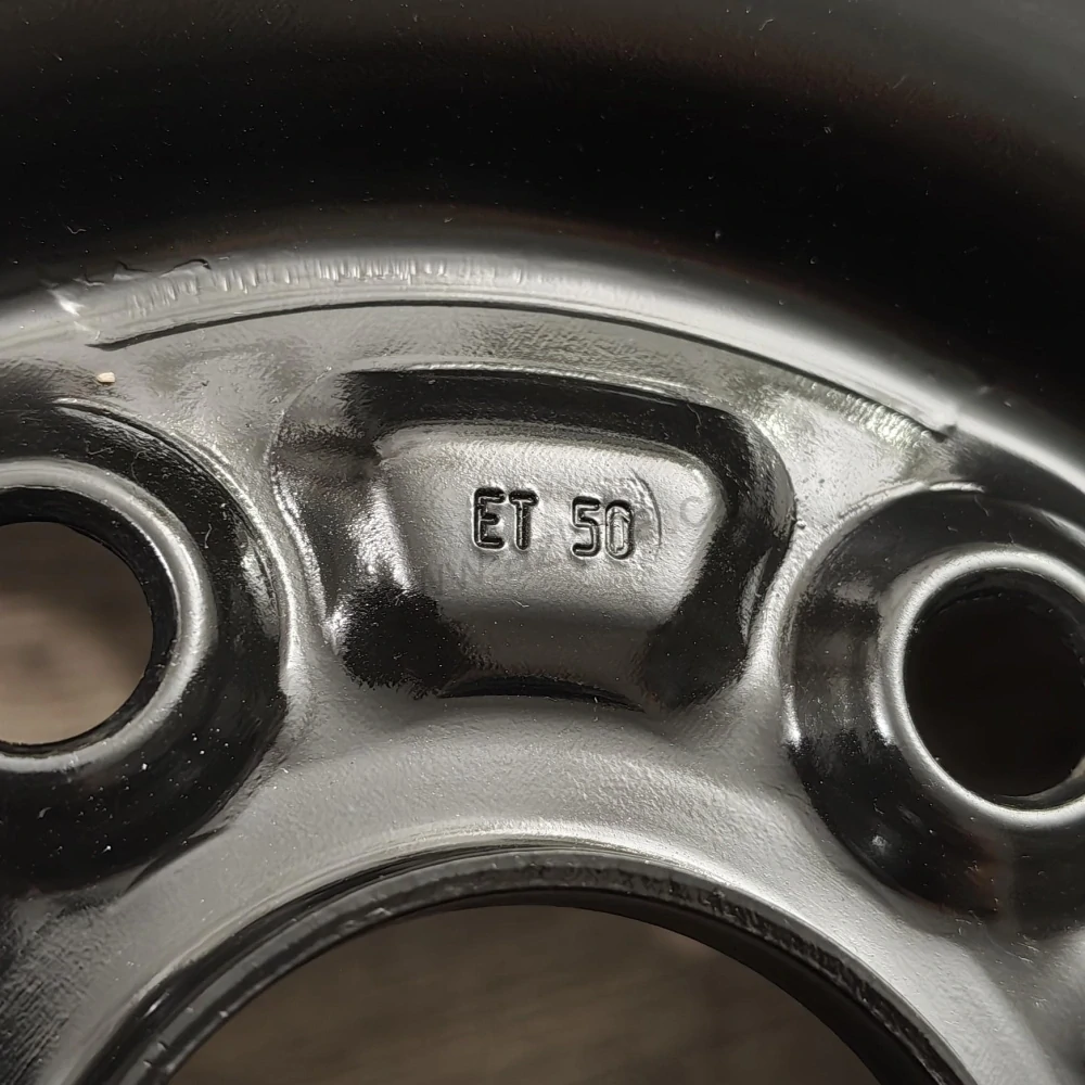 Zimní kola Suzuki SX4, Vitara 215/60 R16 č. AK195