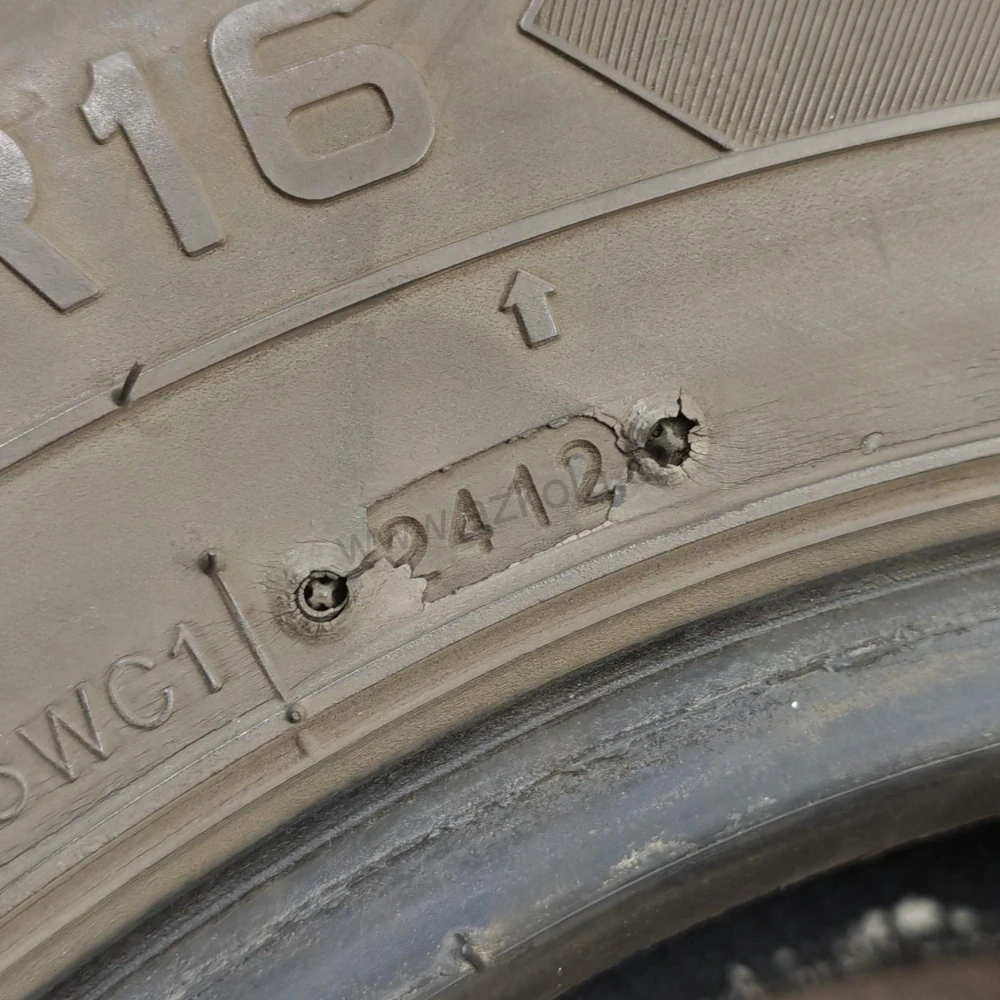Zimní pneumatiky 215/70 R16 GT Radial č. AP916