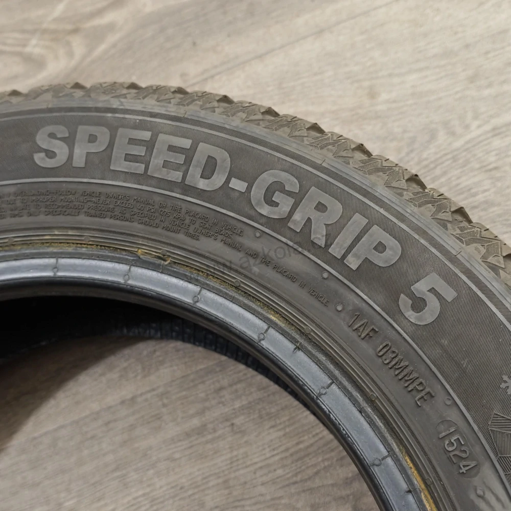 Zimní pneumatiky 165/70 R14 Semperit č. AP925