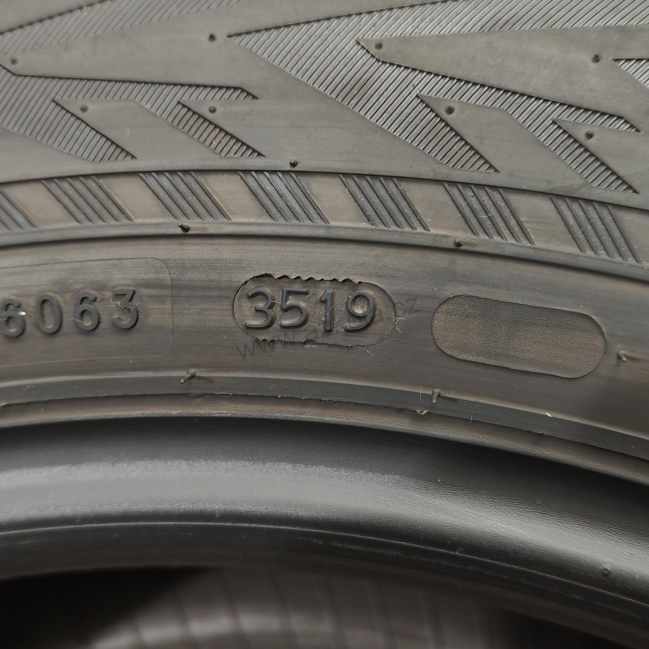 Zimní pneumatiky 225/60 R17 Nokian č. AP936