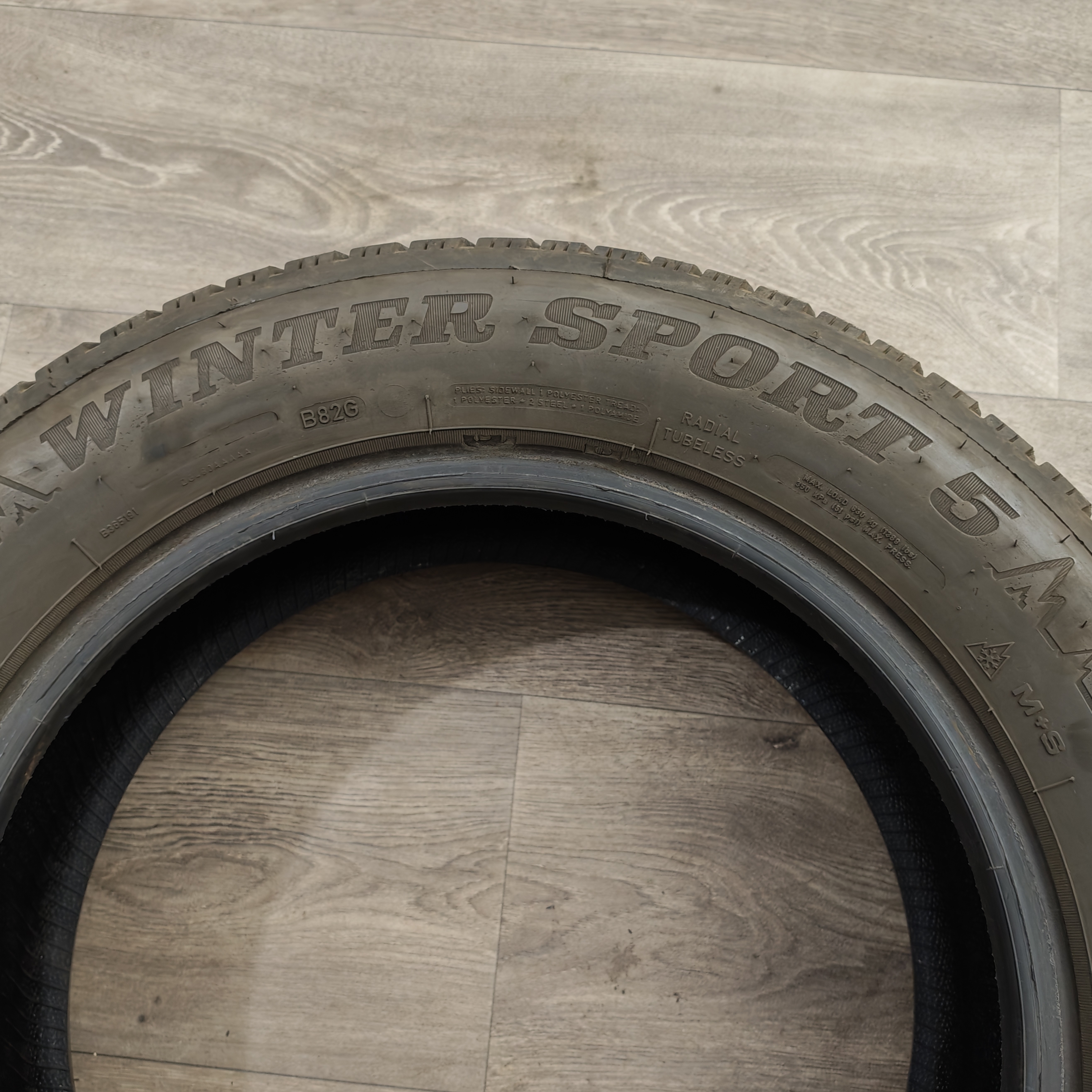 Zimní pneumatiky 205/60 R16 Dunlop č. AP949