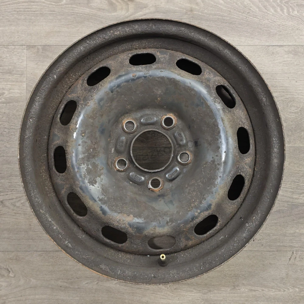 Disky Ford 6Jx15 ET52.5 5x108x63 T5 (bazarové)
