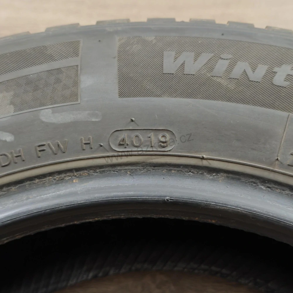 Zimní pneumatiky 195/65 R15 Hankook č. AP987