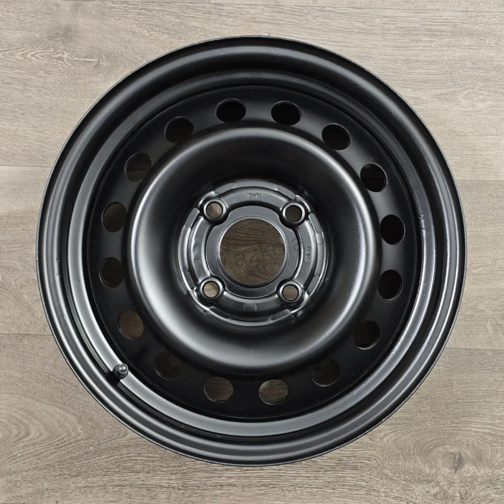 Disky Nissan 6Jx15 ET45 4x114x66 T8