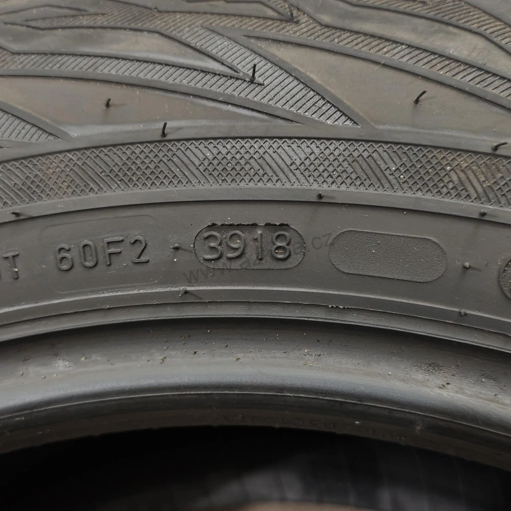 Zimní pneumatiky 225/60 R17 SUV Nokian č. AP1021