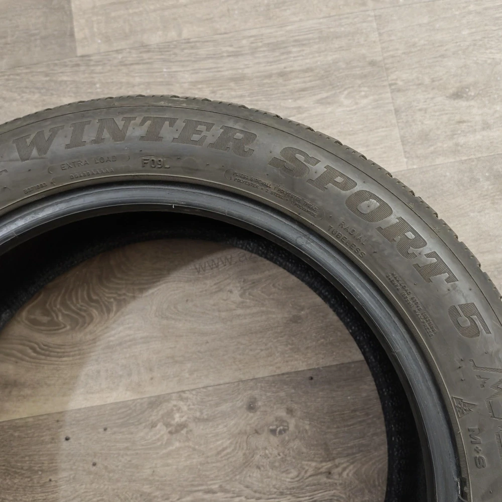 Zimní pneumatiky 205/55 R17 Dunlop č. AP1026