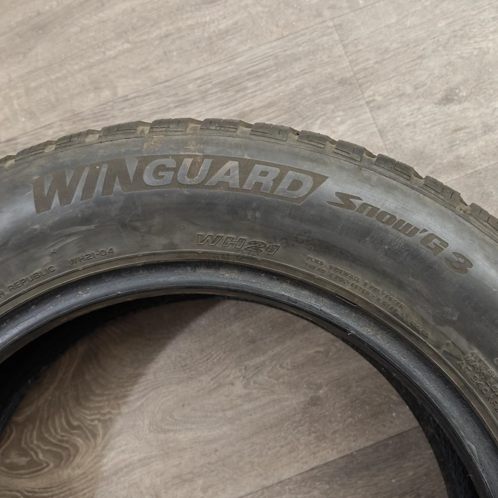 Zimní pneumatiky 215/60 R16 Nexen č. AP1034
